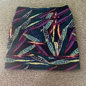 Nollie size xs colorful leaf pencil zip skirt